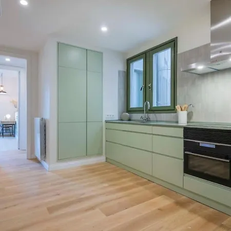 Exclusive Paseo De Gracia 5bd 5bth With Terrace *