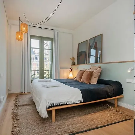 Exclusive Paseo De Gracia 5bd 5bth With Terrace