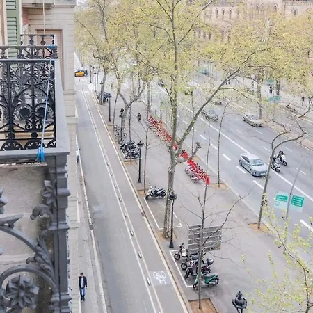 Exclusive Paseo De Gracia 5bd 5bth With Terrace *